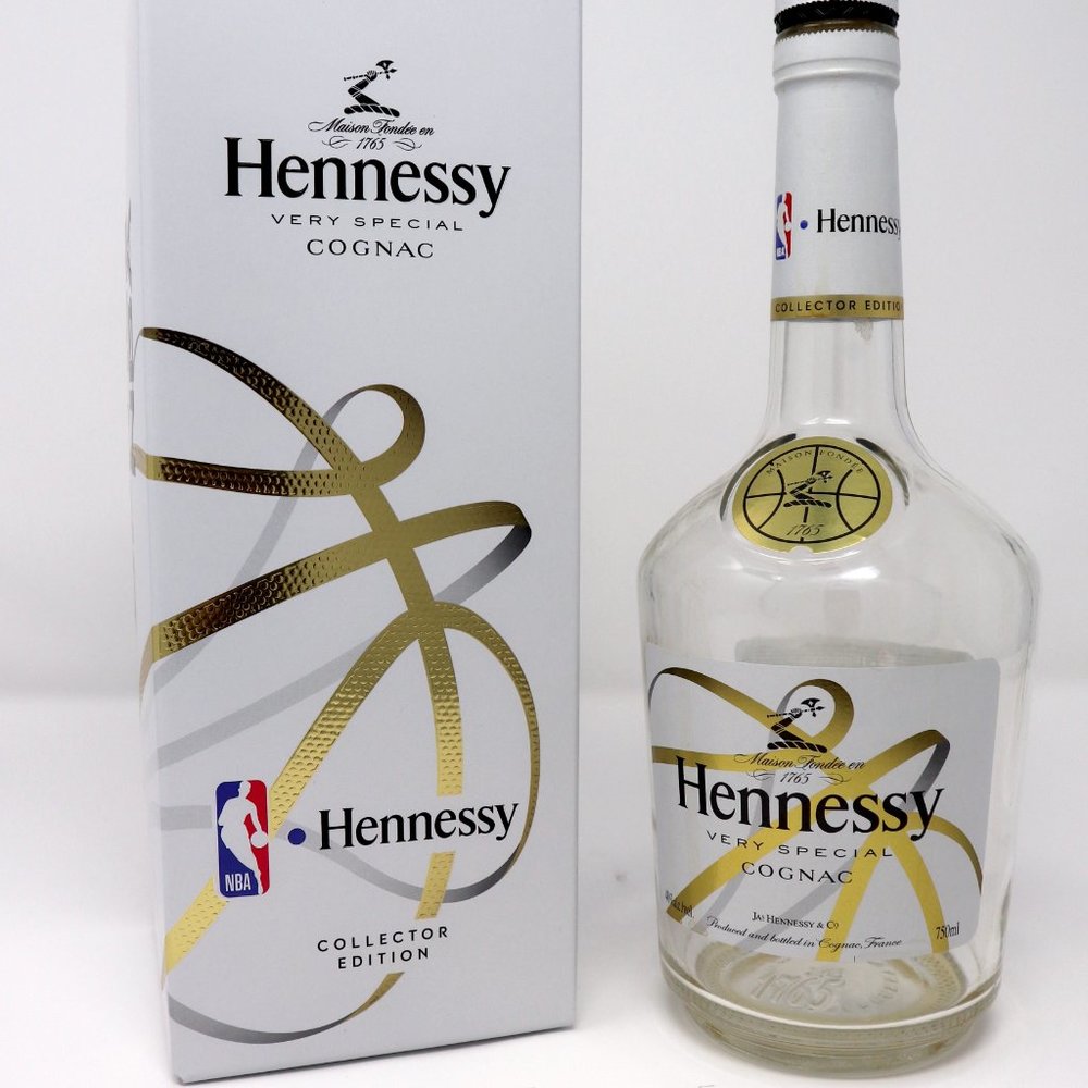 Hennessy × NBA Collaboration Box AND empty 750mL bottle-Spirit Of The NBA